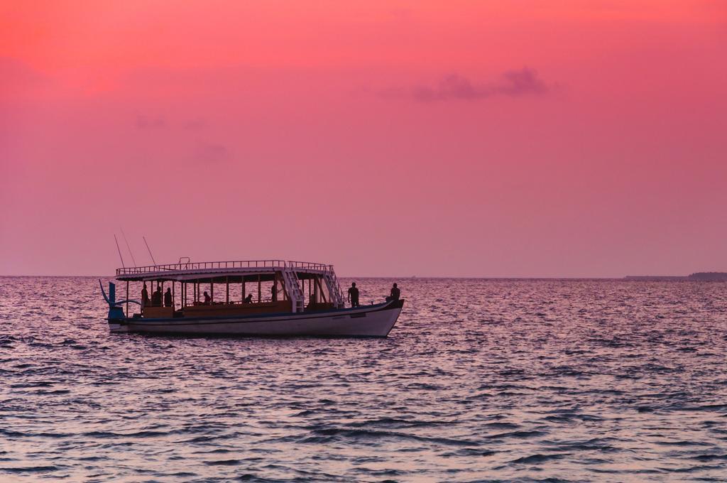 Villa Kamadhoo Exterior photo